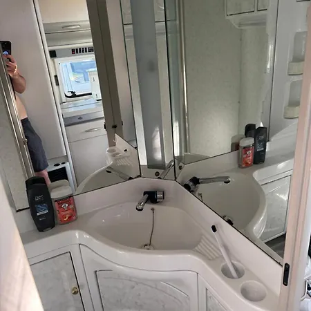 Karavan Zdan Appartement *